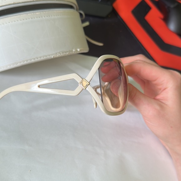 Dior Oversized Sunglasses - Picture 2 of 4